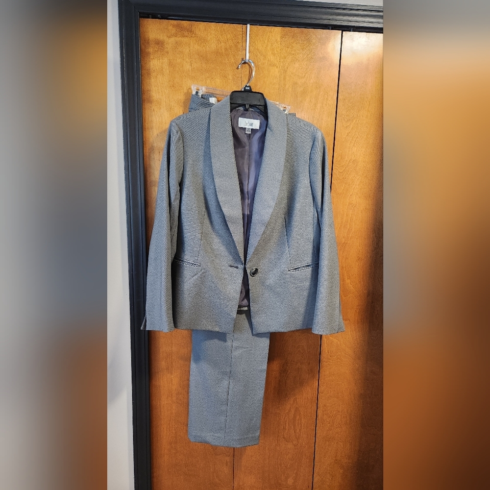 Women's Suit Gray